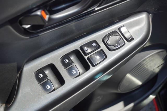 2023 Hyundai Kona - $24,998