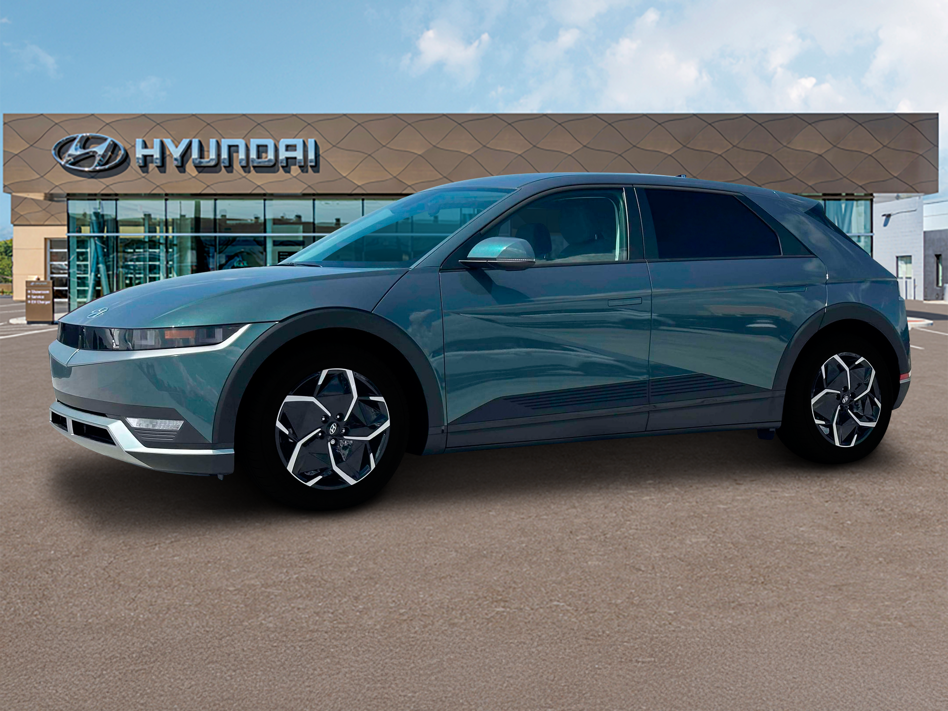 2024 Hyundai IONIQ 5 SE — photo 1 of 12