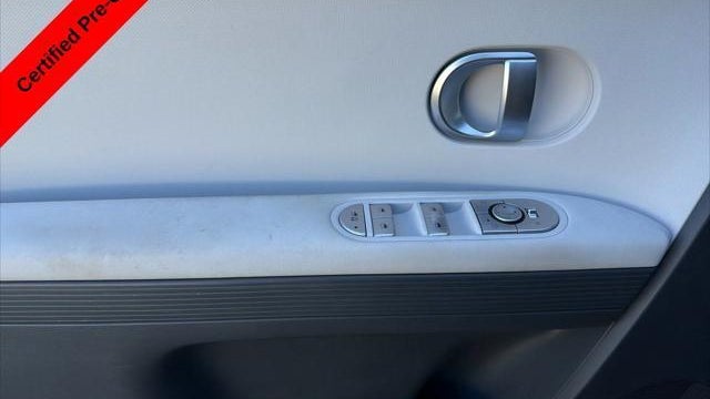 2024 Hyundai IONIQ 5 SE