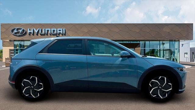 2024 Hyundai IONIQ 5 SE