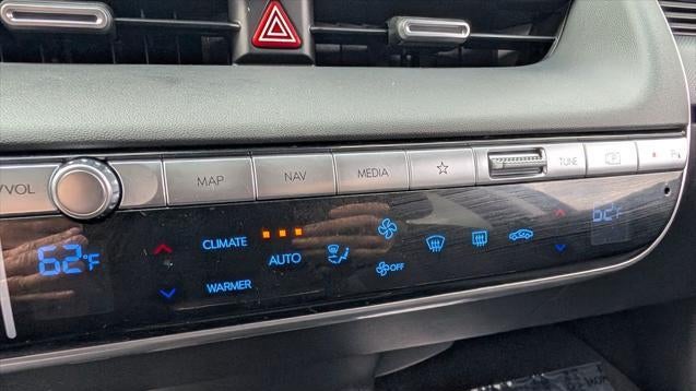 2024 Hyundai IONIQ 5 SE