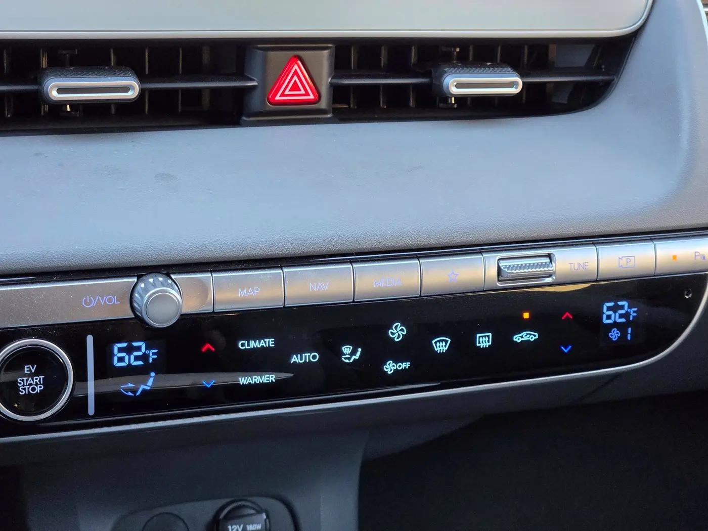 2024 Hyundai Ioniq - $23,614