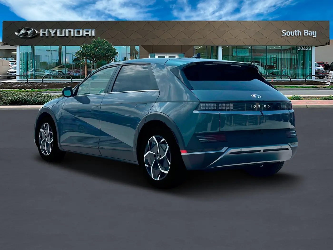 2024 Hyundai Ioniq - $24,498