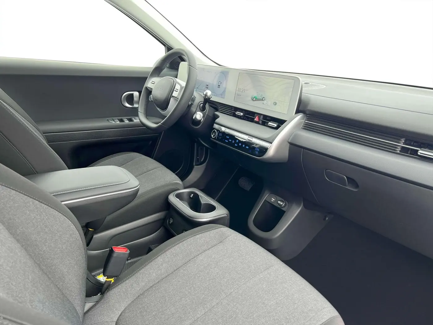 2024 Hyundai Ioniq - $24,498