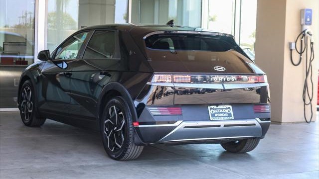 2024 Hyundai IONIQ 5 SE