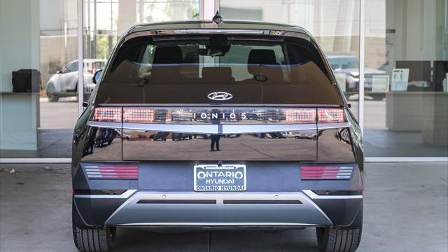 2024 Hyundai IONIQ 5 SE