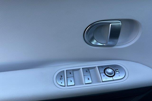 2024 Hyundai Ioniq - $23,698