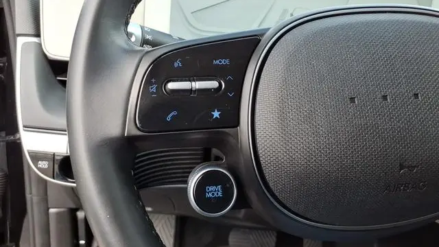 2023 Hyundai IONIQ 5 SE