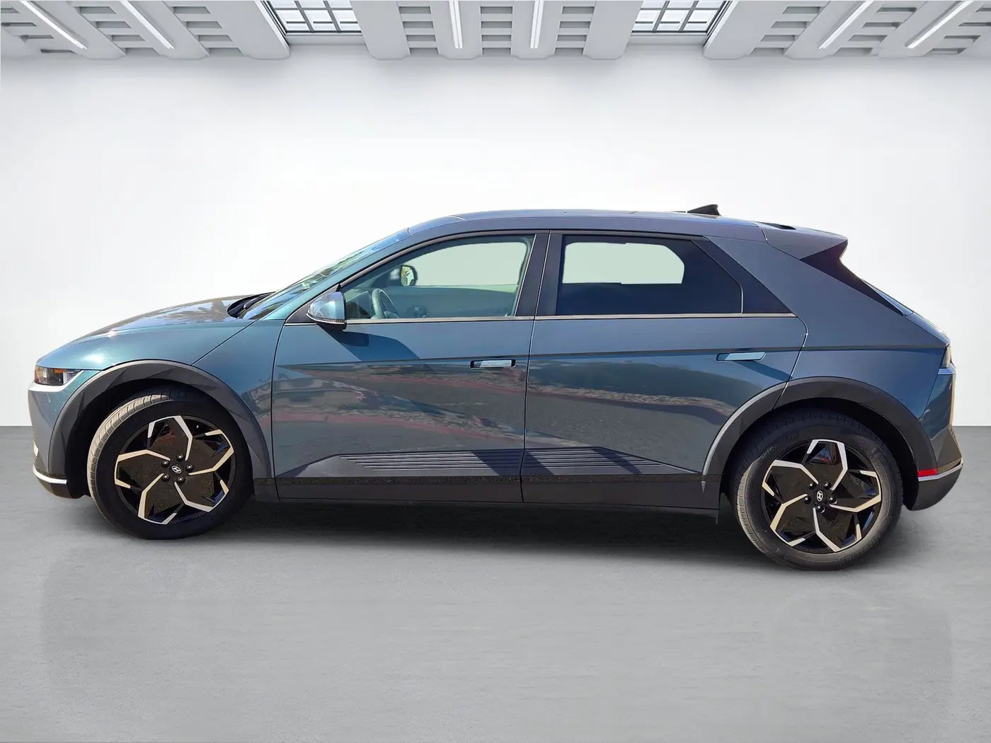 2023 Hyundai Ioniq - $24,263