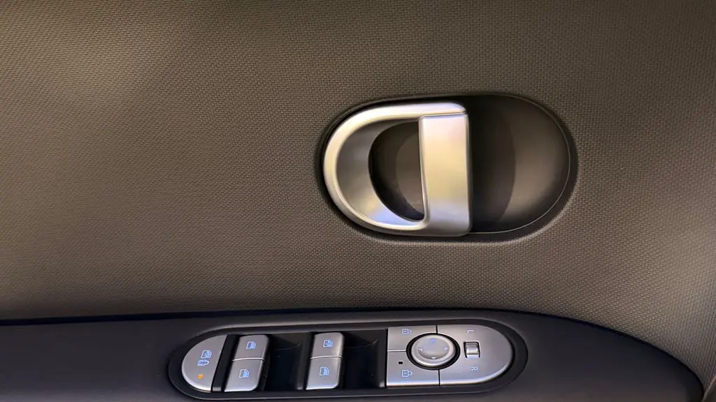 2023 Hyundai IONIQ 5 SE
