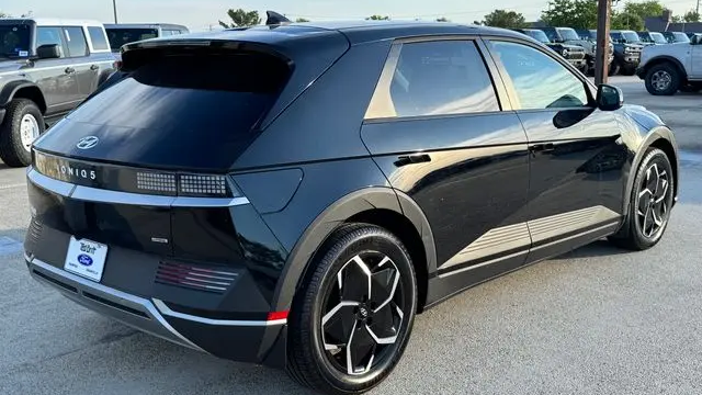 2024 Hyundai IONIQ 5 SE