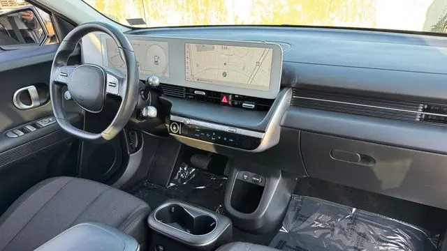 2024 Hyundai IONIQ 5 SE