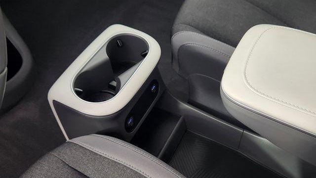 2024 Hyundai IONIQ 5 SE