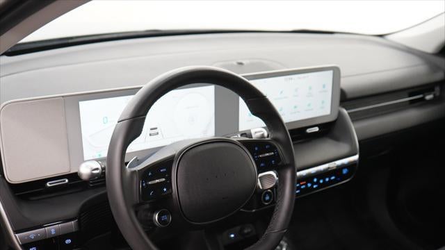 2024 Hyundai IONIQ 5 SE