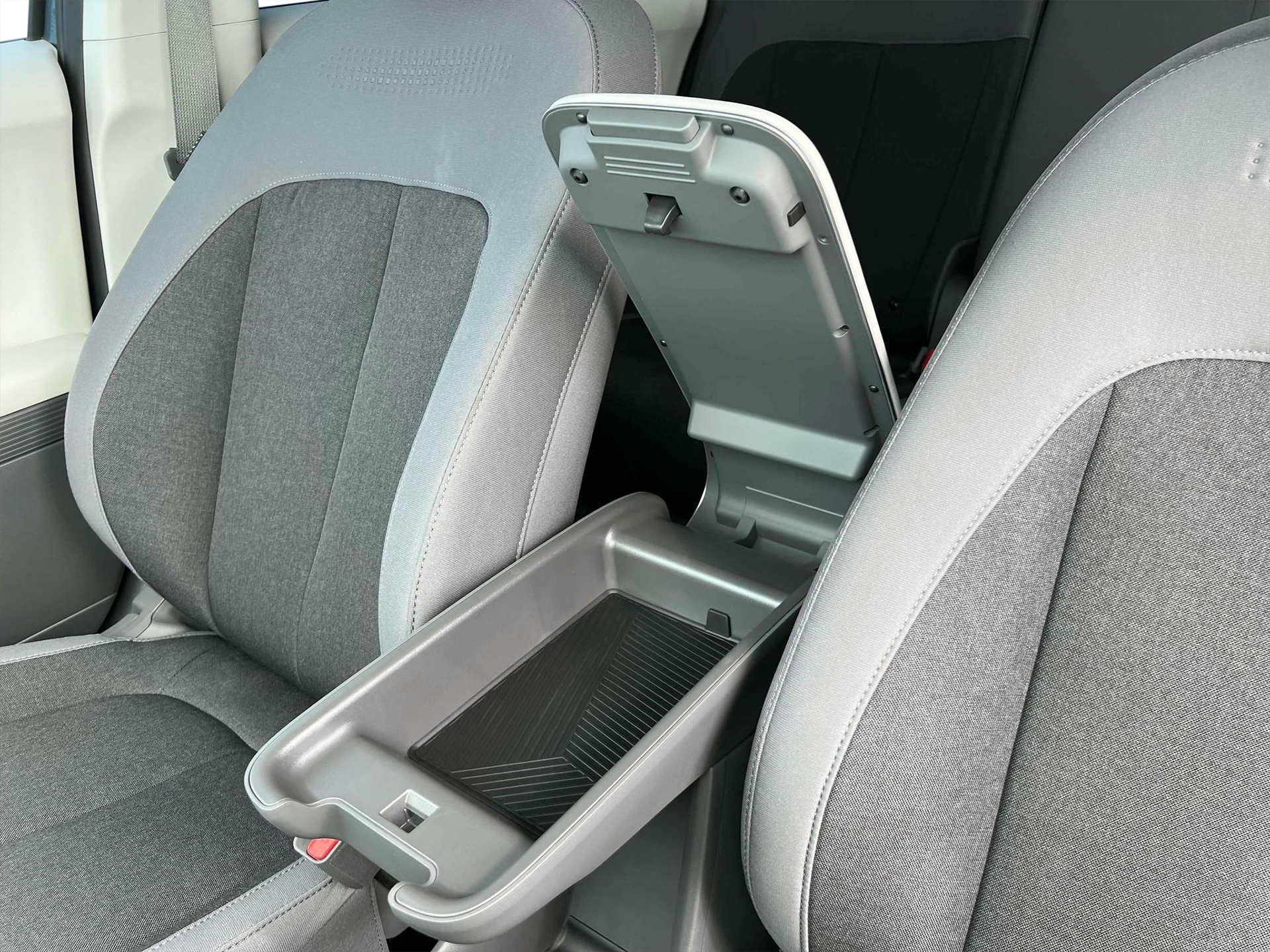 2024 Hyundai Ioniq - $25,500