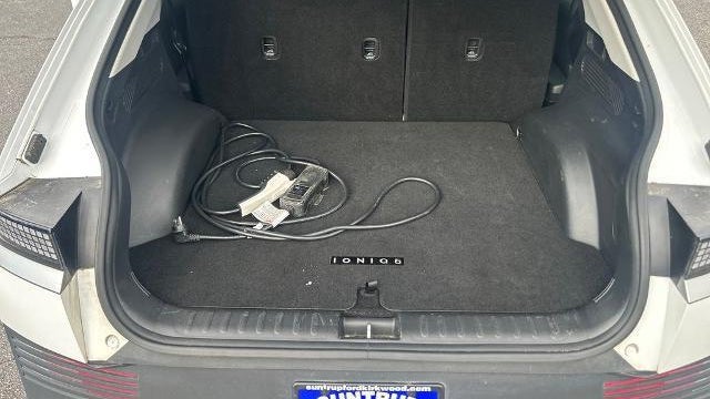2024 Hyundai IONIQ 5 SE
