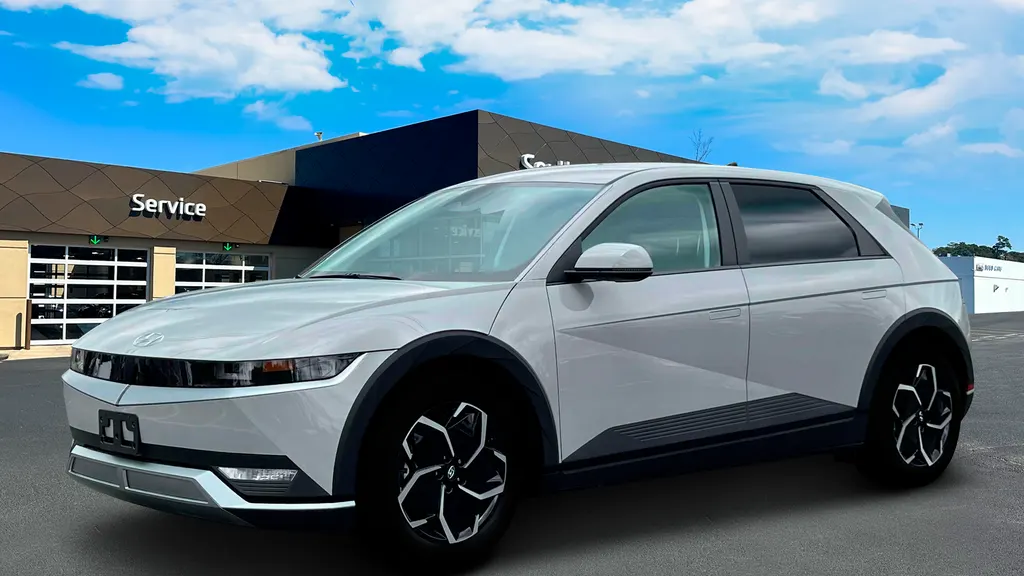 2024 Hyundai IONIQ 5 SE