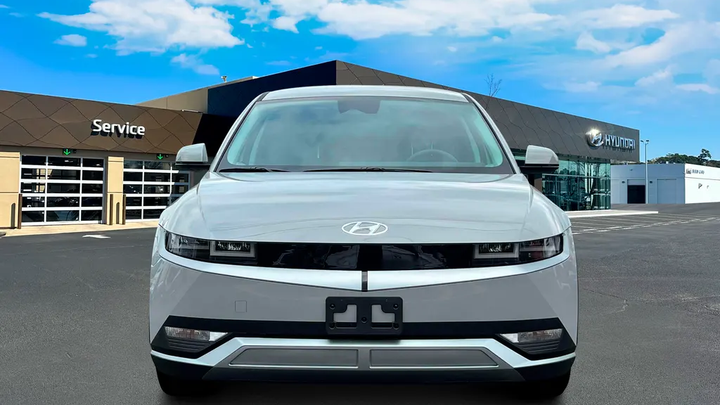 2024 Hyundai IONIQ 5 SE