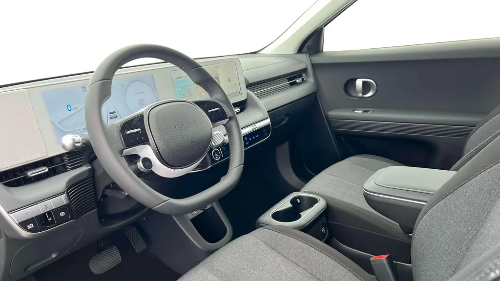 2024 Hyundai IONIQ 5 SE