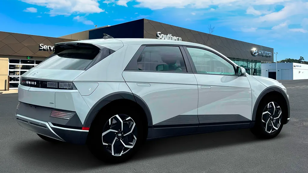 2024 Hyundai IONIQ 5 SE
