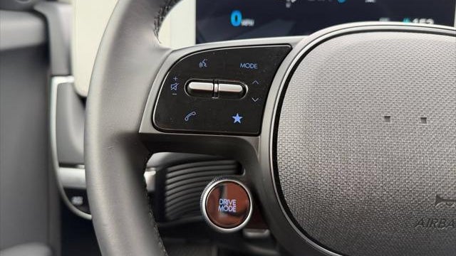 2024 Hyundai IONIQ 5 SE