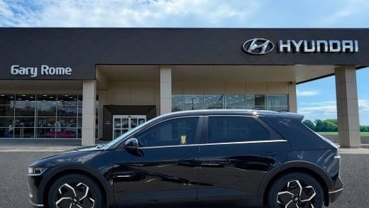 2024 Hyundai IONIQ 5 SE