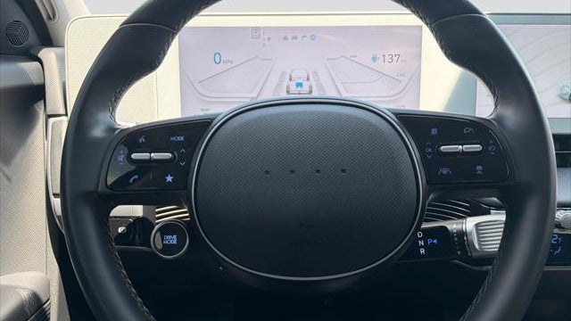 2024 Hyundai IONIQ 5 SE