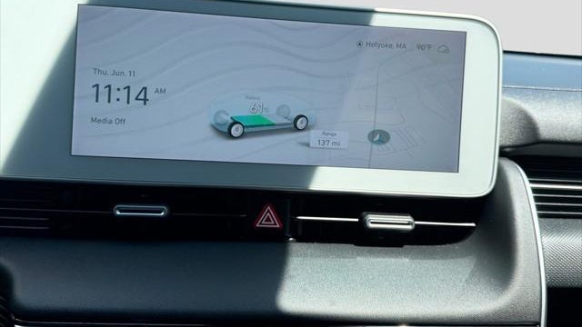 2024 Hyundai IONIQ 5 SE