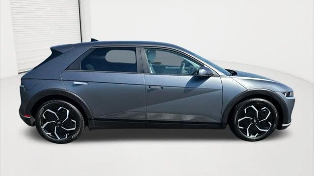 2022 Hyundai IONIQ 5 SEL