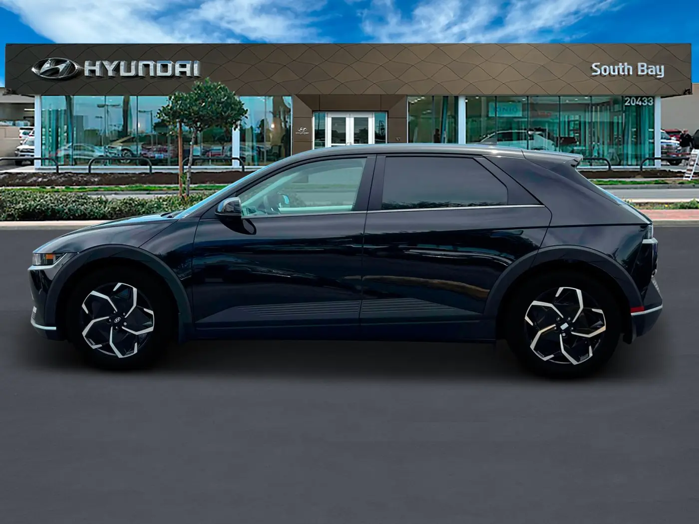 2024 Hyundai Ioniq - $25,598