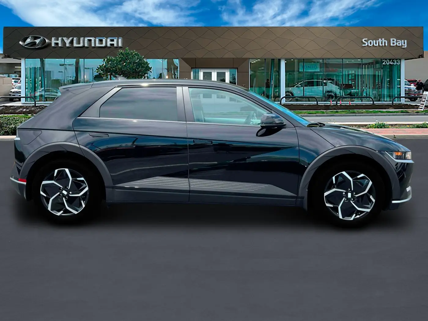 2024 Hyundai Ioniq - $25,598