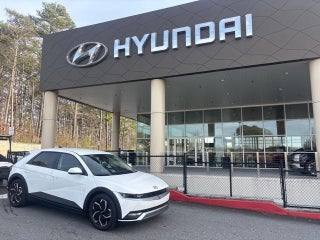 2024 Hyundai IONIQ 5 with Atlas White Exterior
