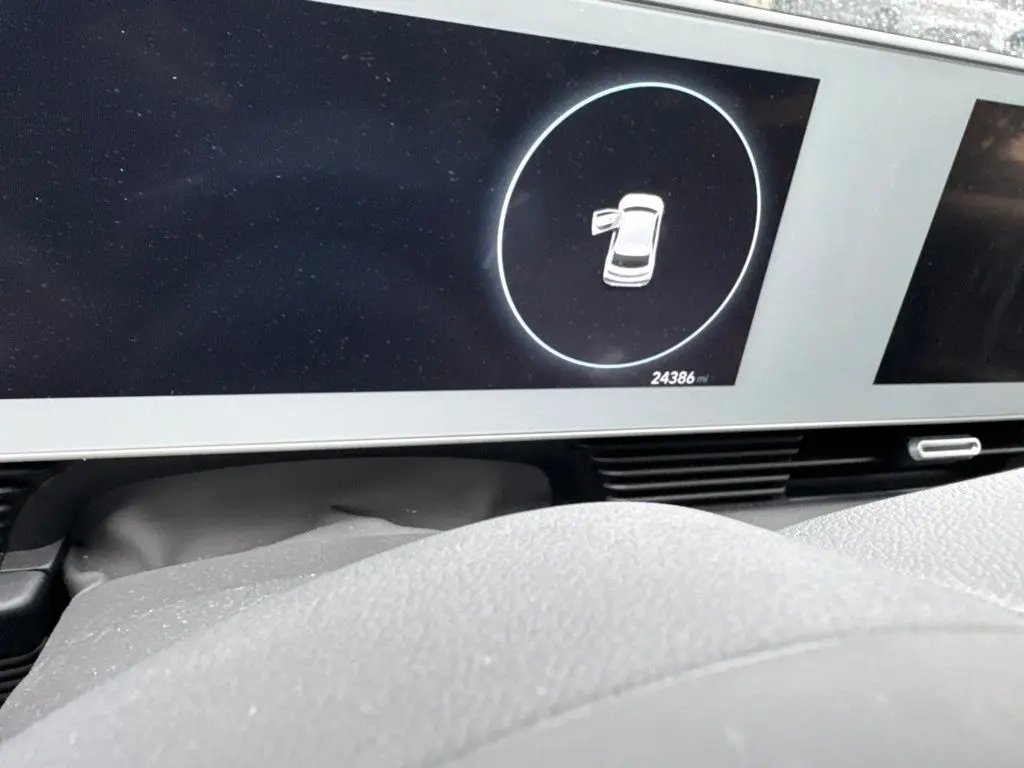 2024 Hyundai Ioniq