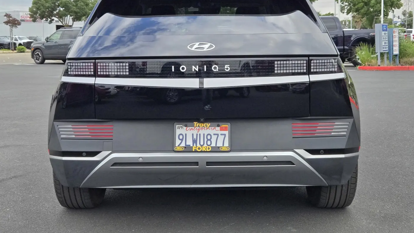 2024 Hyundai IONIQ 5 SEL