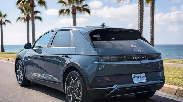 2024 Hyundai IONIQ 5 SEL