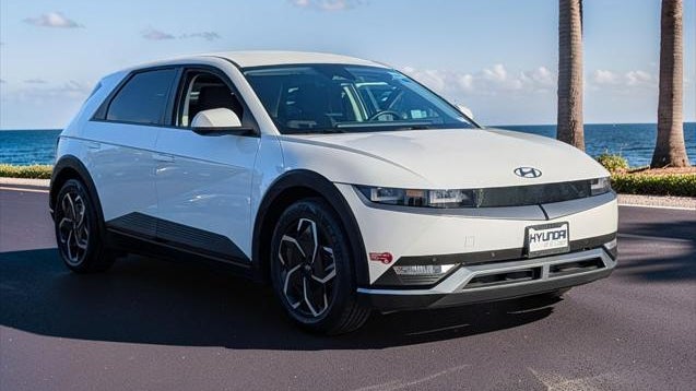 2024 Hyundai IONIQ 5 SEL