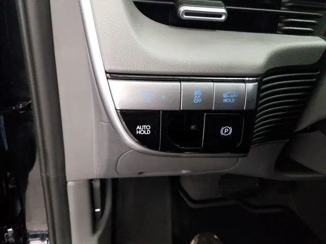 2024 Hyundai Ioniq - $25,758