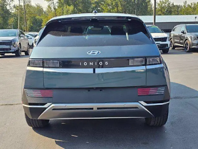 2024 Hyundai Ioniq - $26,933