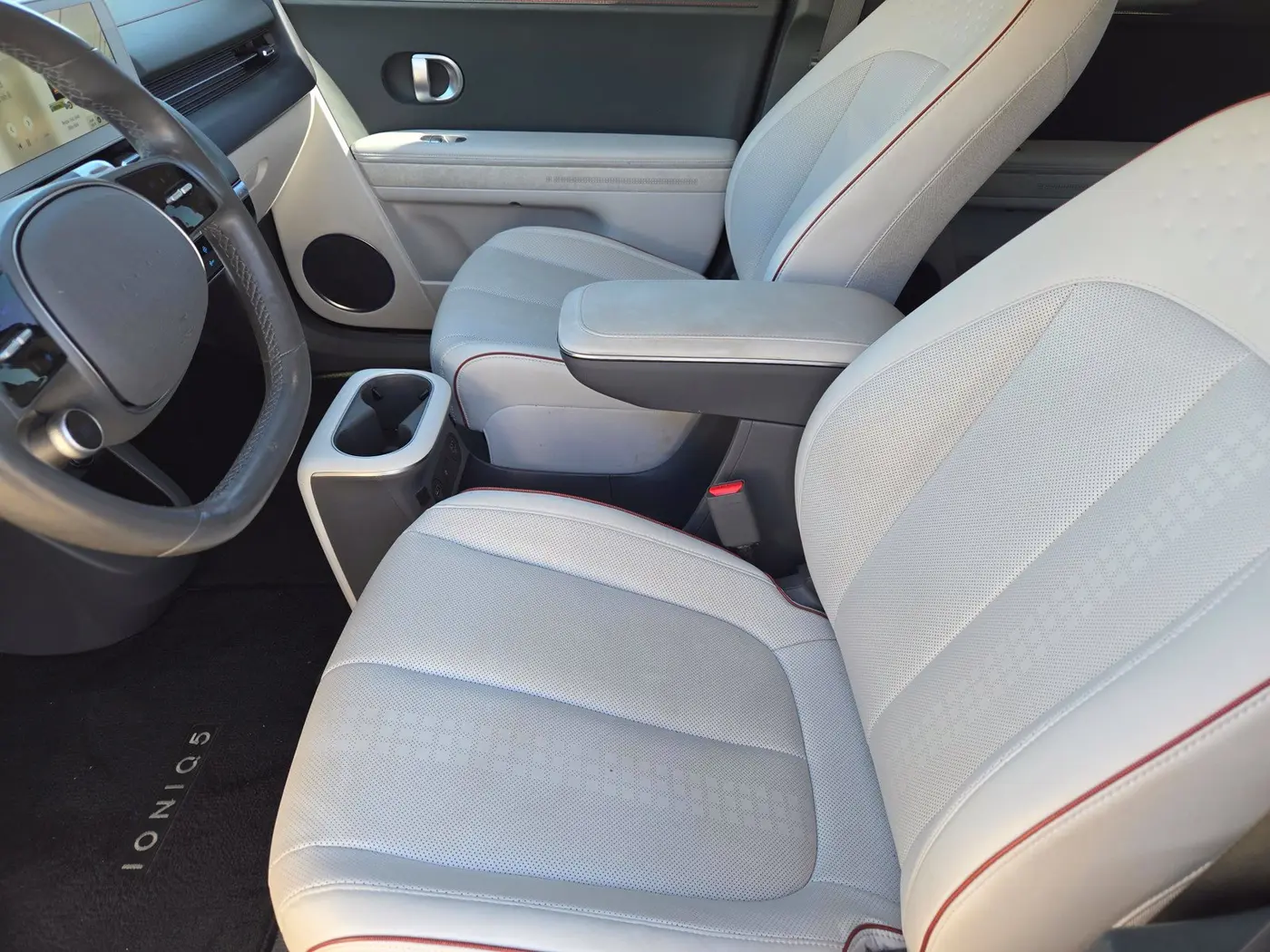 2023 Hyundai Ioniq - $23,896