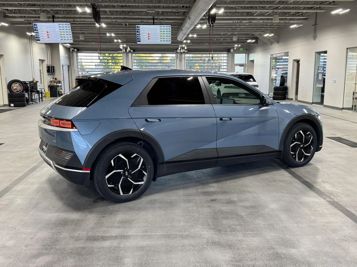 2023 Hyundai Ioniq - $28,998