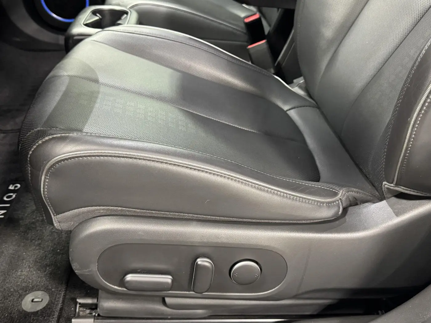 2023 Hyundai Ioniq - $28,998
