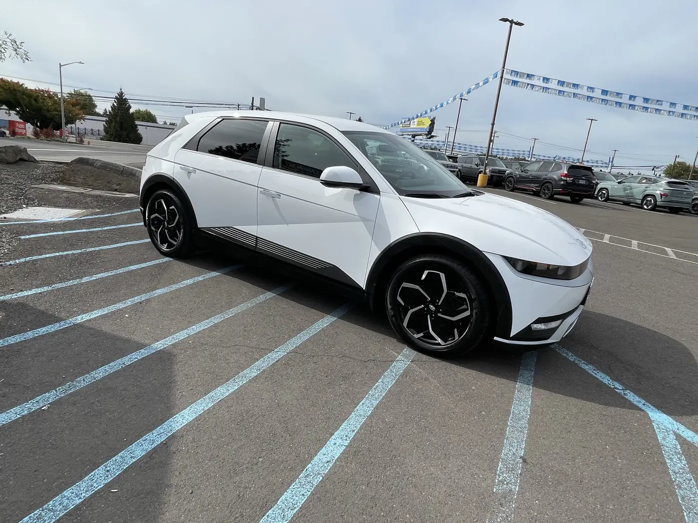 2023 Hyundai Ioniq - $26,760
