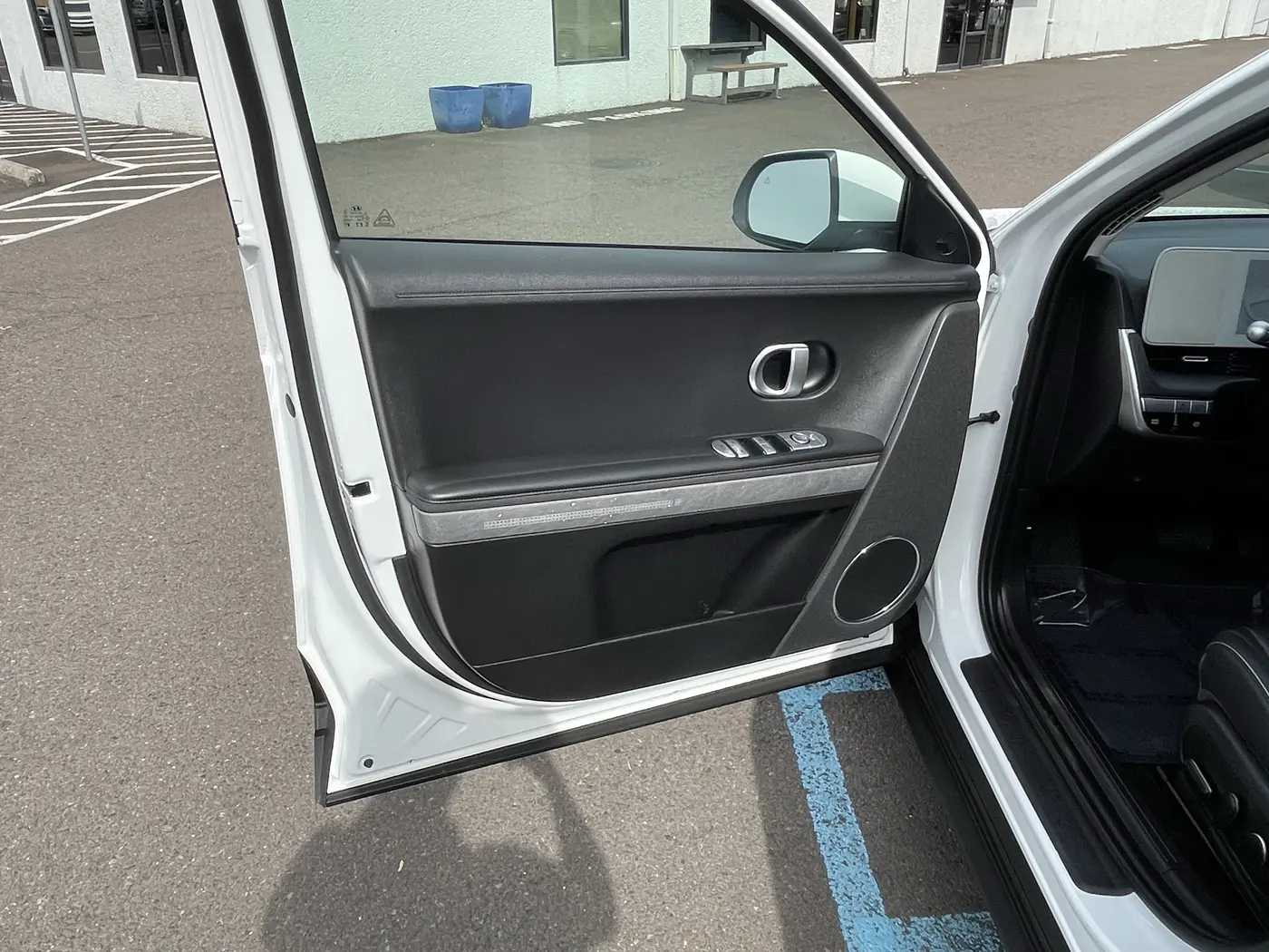 2023 Hyundai Ioniq - $26,760