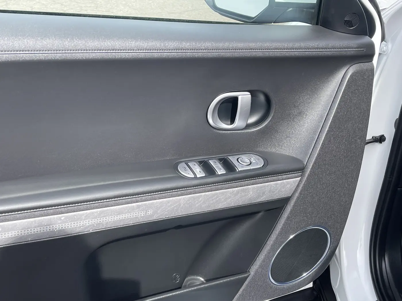 2023 Hyundai Ioniq - $26,760