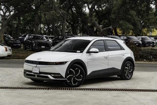 2024 Hyundai IONIQ 5 with Atlas White Exterior