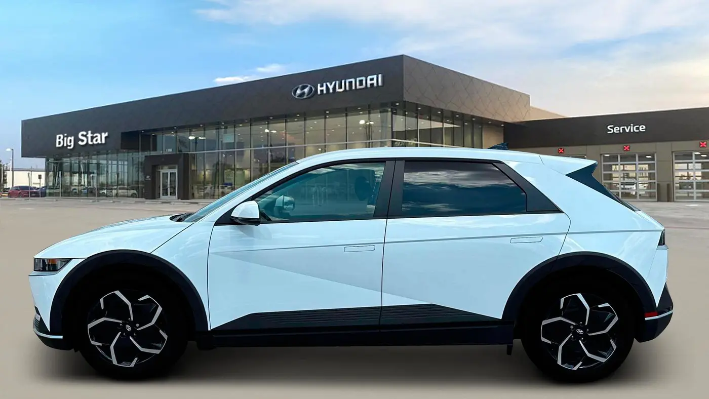 2024 Hyundai IONIQ 5 SEL