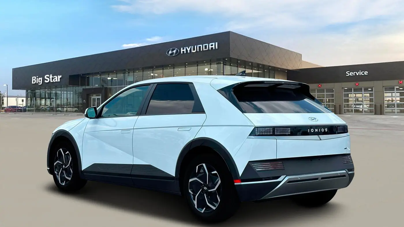2024 Hyundai IONIQ 5 SEL