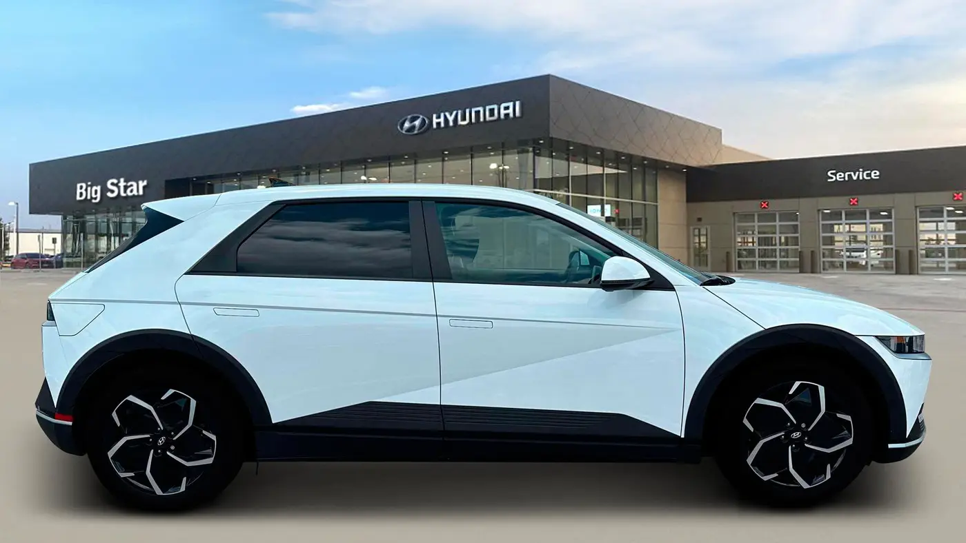 2024 Hyundai IONIQ 5 SEL