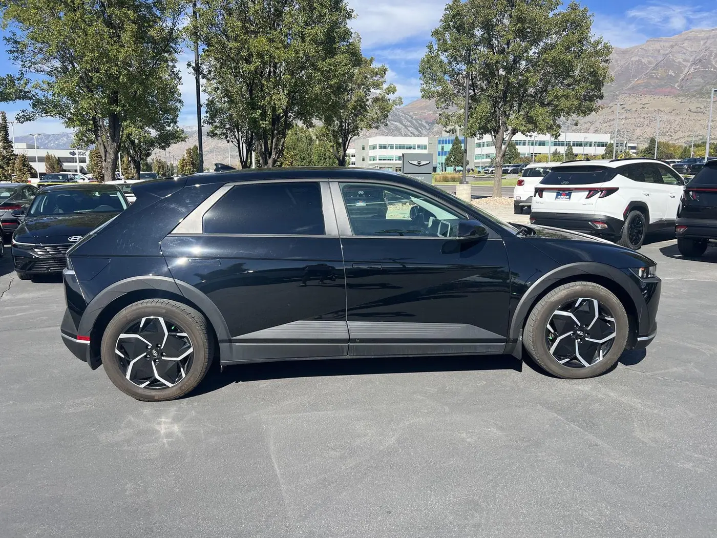 2024 Hyundai Ioniq - $29,443