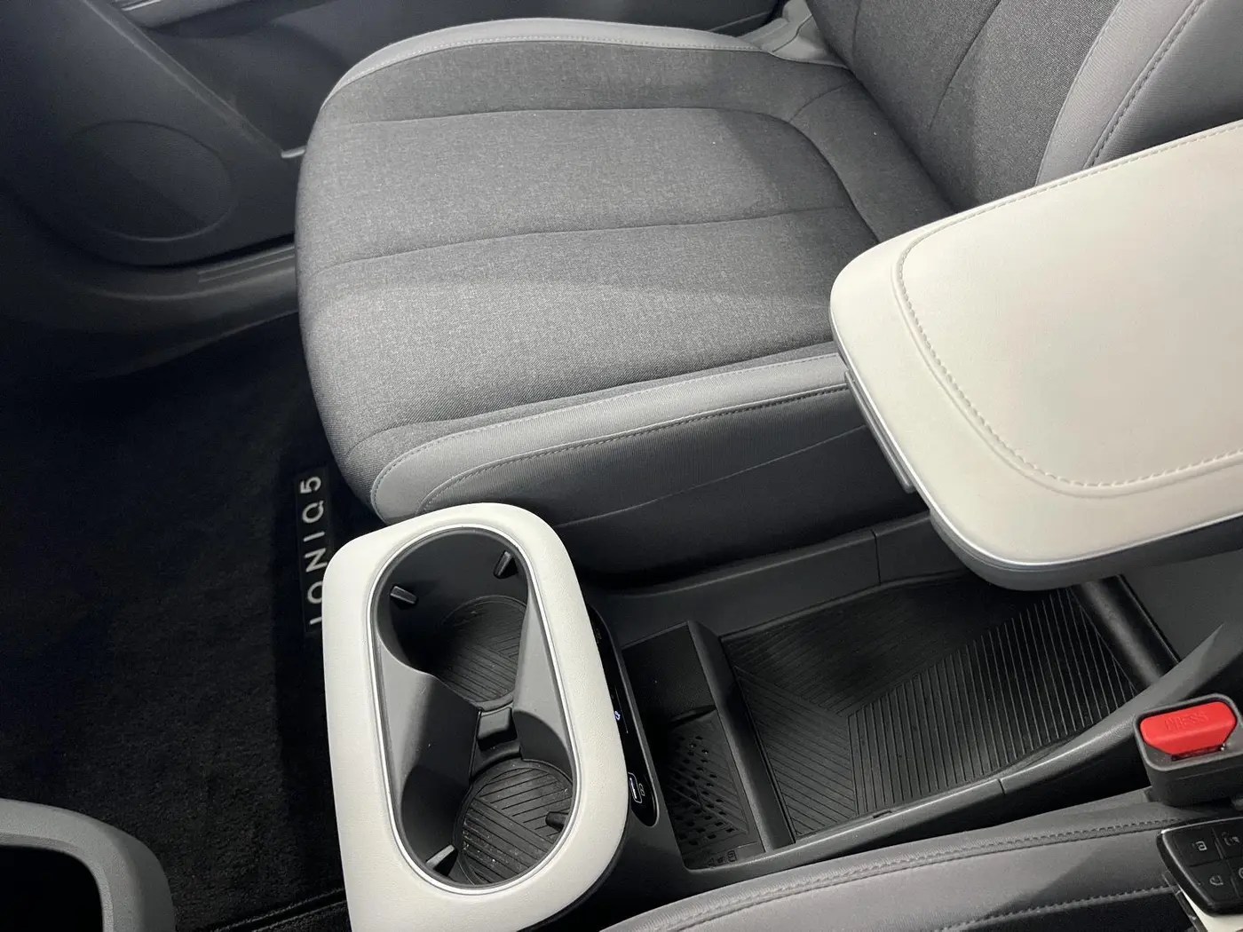 2024 Hyundai Ioniq - $28,489